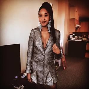 Meet your Posher, Talia